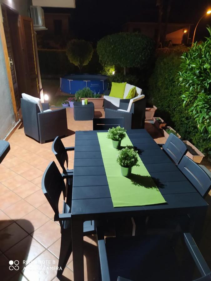 Lilla - Home And Garden Riposto Bagian luar foto
