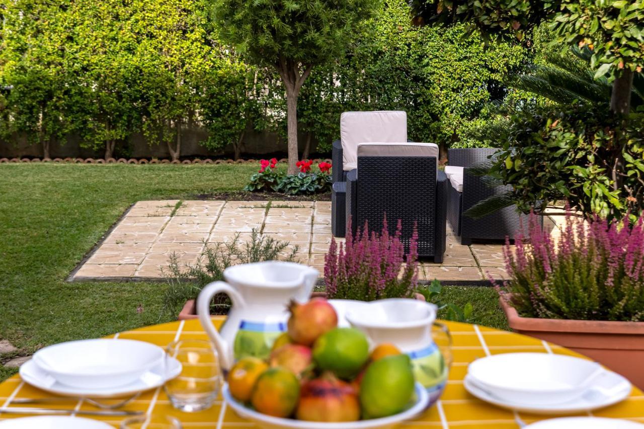 Lilla - Home And Garden Riposto Bagian luar foto