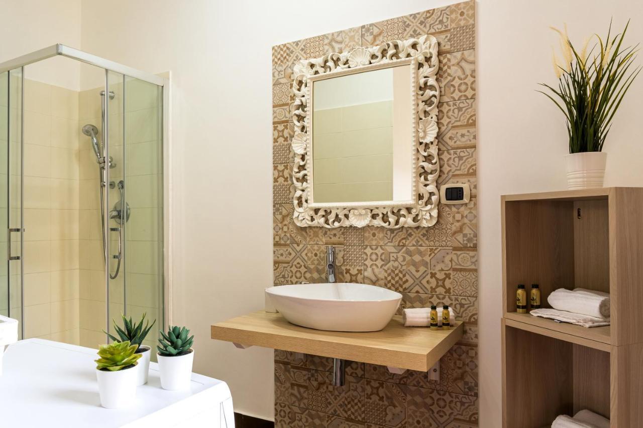 Lilla - Home And Garden Riposto Bagian luar foto