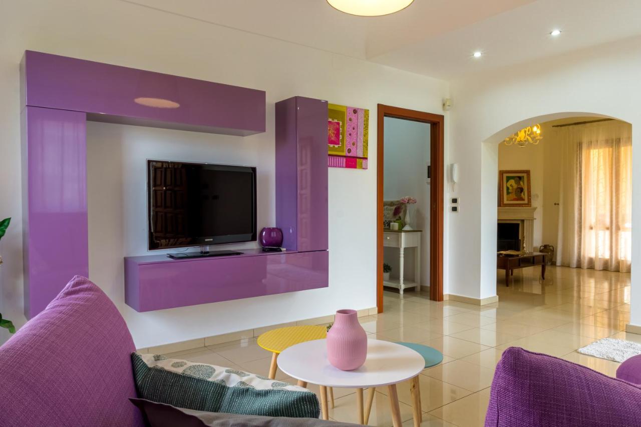 Lilla - Home And Garden Riposto Bagian luar foto