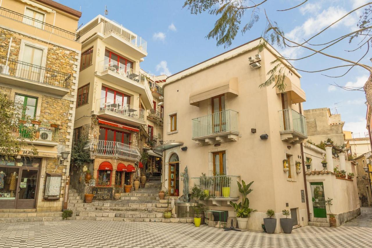 Lilla - Home And Garden Riposto Bagian luar foto